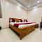 Hotel Hare Krishna Dham Near Prem Mandir