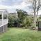 Bright Beachside Cottage - 奥克兰