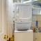 20 Mi to Downtown DC Pet-Friendly Lorton Apt! - Lorton