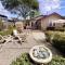 Downtown Healdsburg Plaza Charmer with Hot Tub - هيلدسبورغ