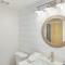 Spacious Garden City Townhome with Lake Views!