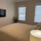Rocks Retreat - Dunbar Court Unit 2 - Renovated & Centrally Located