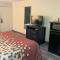 Econo Lodge Inn & Suites Sweetwater I-20