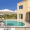 AéNaos Luxury Villa with Pool in Galatas - 加拉塔斯