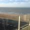 Apartment Raversijde with Seaview