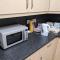 5Guests Near Beach 2BR Parking WiFi - 格文