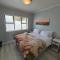 Sage at Whale Cove - Sea Facing Apartment - De Kelders