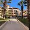 Townhouse with pool 5 minute walk to beach