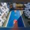 Giana’s stays with pool