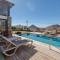 Elegant Villa Private Pool & Stunning Views