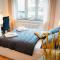 N2 Centrally Located 3-Room Apartment with Balcony or individual Rooms - Karlsruhe