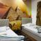 2 Jana Pyramids view inn - El Cairo