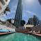 Surfers Paradise - Beachfront Apartment