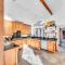 Northstar Retreat with Hot Tub & FREE Shuttle Access - Truckee