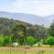 3B3B w Farm View w Outdoor Dining,Shared Game Room - Bilpin