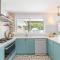 Yo Caba Caba - Beach House with a Colourful Twist!