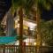 VILLA M - WHITE CASTLE 'A' Vagator 4BHK Private Pool, Breakfast Included