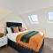 Beautiful Wembley Gem - Parking -Sleeps 14 - Lontoo