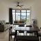 Greatview 2BR Infinity Pool & EasyAccess to Town 13 - 乔治市