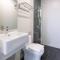 Seaview 2BR Infinity Pool & EasyAccess to Town 191 - 乔治市