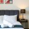 Seaview 2BR Infinity Pool & EasyAccess to Town 191 - 乔治市
