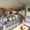 Luxury 3 bedroom Maple View Lodge, Newquay, Cornwall Luxury 3 bedroom Maple View Lodge, Newquay, Cornwall