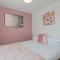 Ardenlee - Stylish 3 bed apt close to city, parking and WIFI - Belfast