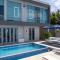 Ocean Front Luxury Villa with Pier and Heated Pool - Self Check In - VJ1 - Cabo Rojo