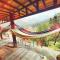 Wolf Totem Lux Backpacker Villa