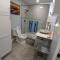 Seahorse - Tiny Home 1.2 Mi, 2 Beach Kitchen W & D Queen Bed