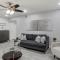Comfort and Style in the Phoenix Biltmore Area!