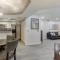 Comfort and Style in the Phoenix Biltmore Area!