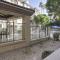 Comfort and Style in the Phoenix Biltmore Area!