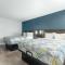Studio 6 Suites Madera, CA Yosemite