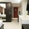 Luxurious Studio at Mataram City Apartment By Travelio - 科贾扬 Luxurious Studio at Mataram City Apartment By Travelio - 科贾扬