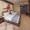 Grand Emperor Hotel