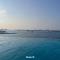 2BR Coastal Luxury Retreat at Emaar Beachfront - Dubaj