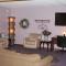 Gladstone Inn and Suites