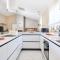 Villa Efa by Villas Holiday
