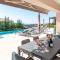 Villa Efa by Villas Holiday