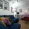Warhol Apartment, quiet with Retro Pop Art Flair in Zvezdara, Beograd with workplaces and multiple beds - Bělehrad