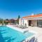 Villa Efa by Villas Holiday