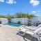 Amazing 2BR SuitePoolPatioBBQ5 min-Palm Beach