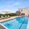 Portsea Castle House - Perfection fit for a king