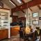 Lakeview Hideaway