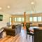 Stunning Home with Hot Tub Fire Pit & Amazing Views - هونتر