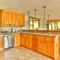 Stunning Home with Hot Tub Fire Pit & Amazing Views - هونتر