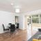 Garden Escape Spacious 2 Bed with Parking - Shephall
