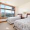 Peregrine Point 204