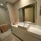 Lovely 3BHK with private beach - Dubái